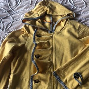 Lightweight hooded sweatshirt